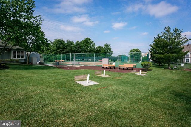 1563-A THORNWOOD DR, Mount Laurel, NJ 08054
