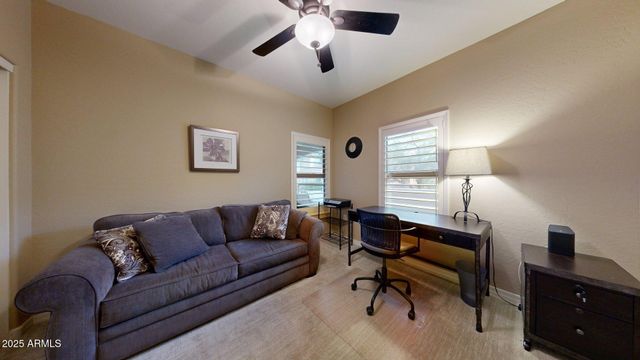 20121 N 76TH Street 1047, Scottsdale, AZ 85255