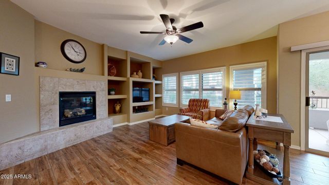 20121 N 76TH Street 1047, Scottsdale, AZ 85255