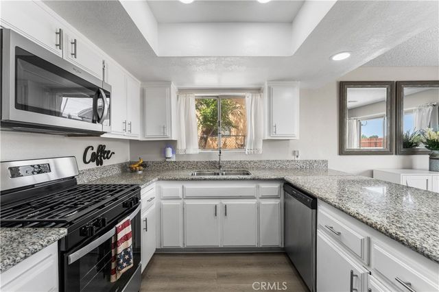 3472 Roxbury, Rosamond, CA 93560