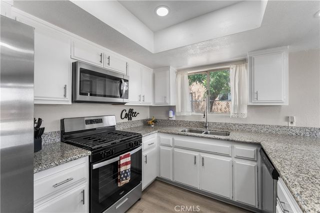 3472 Roxbury, Rosamond, CA 93560