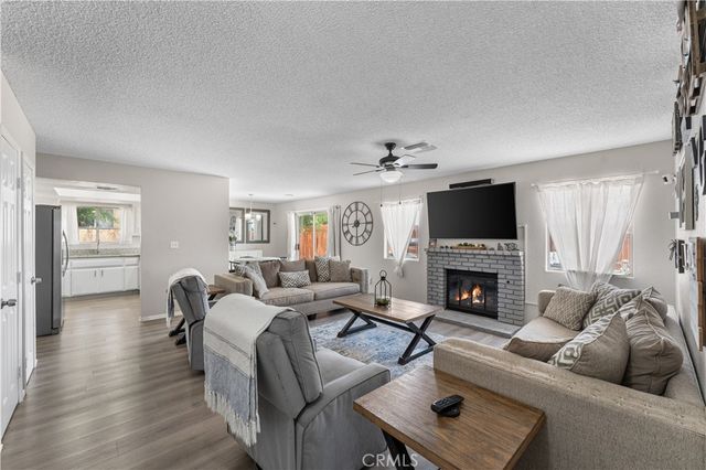 3472 Roxbury, Rosamond, CA 93560