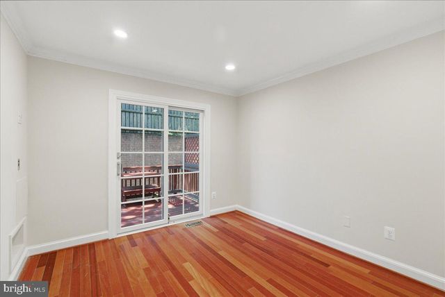 1433 MCLEAN MEWS CT, Mclean, VA 22101