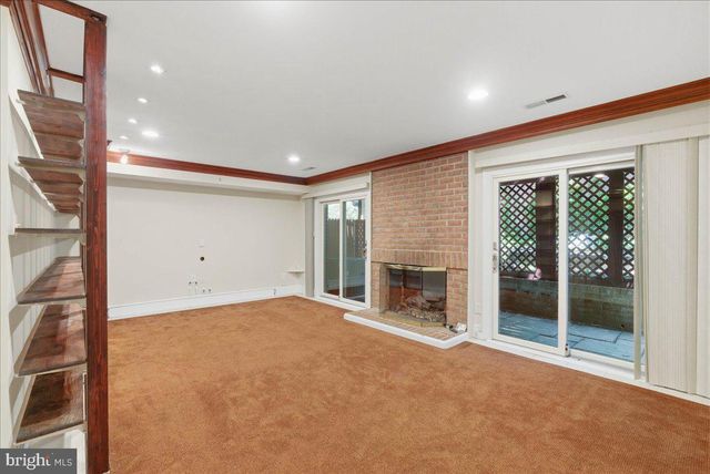 1433 MCLEAN MEWS CT, Mclean, VA 22101