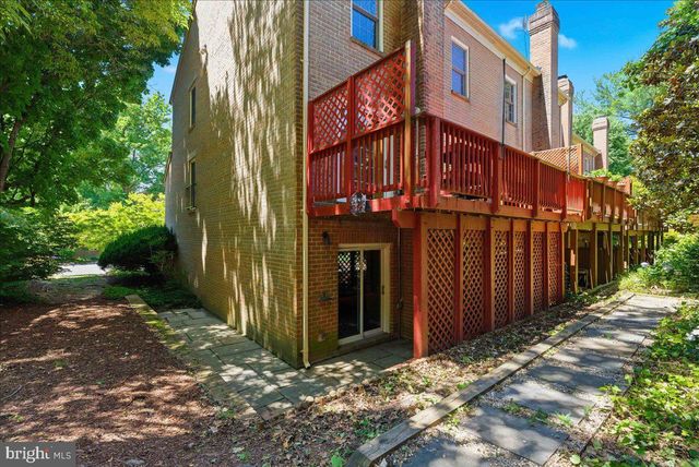 1433 MCLEAN MEWS CT, Mclean, VA 22101