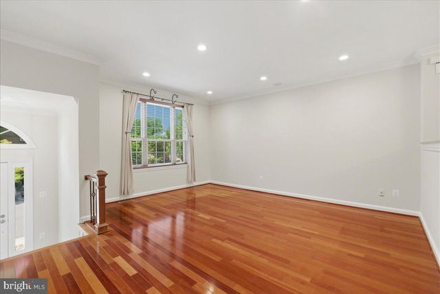 1433 MCLEAN MEWS CT, Mclean, VA 22101