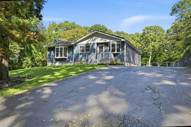 82 Oakwood Drive, Wading River, NY 11792