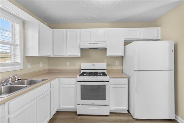 405 Ivy Crest Drive, Dallas, GA 30157