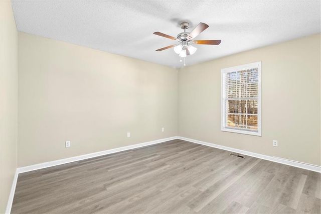 405 Ivy Crest Drive, Dallas, GA 30157