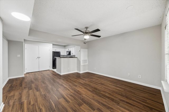 1710 W T C Jester Boulevard 1111, Houston, TX 77008