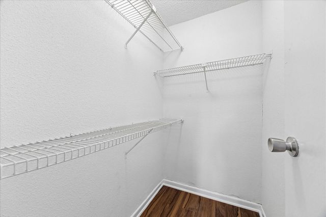 1710 W T C Jester Boulevard 1111, Houston, TX 77008