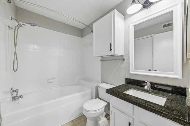 1710 W T C Jester Boulevard 1111, Houston, TX 77008