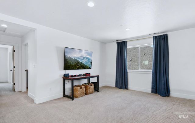 5481 S Mesa Trail Pl, Meridian, ID 83642