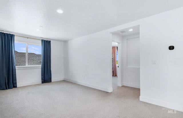 5481 S Mesa Trail Pl, Meridian, ID 83642
