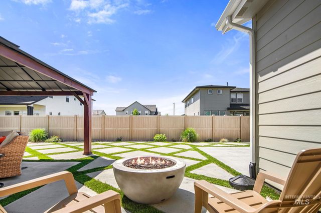5481 S Mesa Trail Pl, Meridian, ID 83642