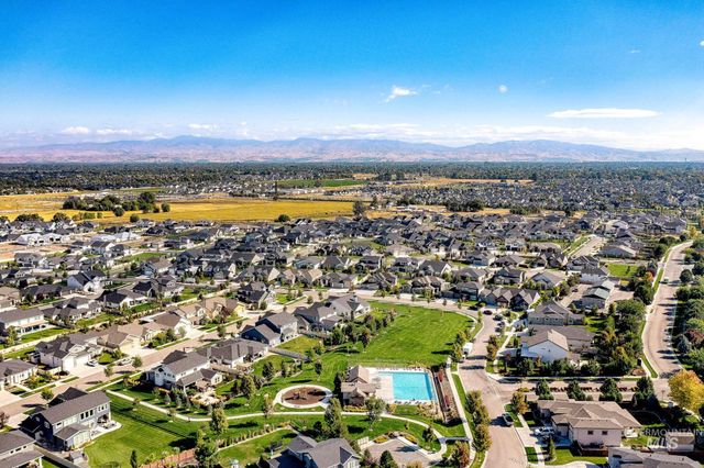 5481 S Mesa Trail Pl, Meridian, ID 83642