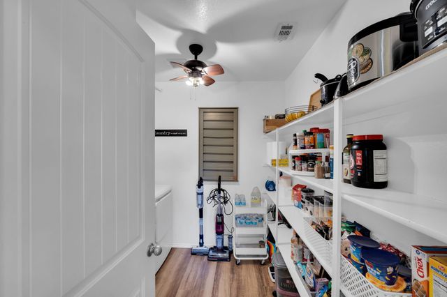 215 Stable Drive, Waxahachie, TX 75165