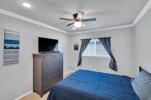 215 Stable Drive, Waxahachie, TX 75165