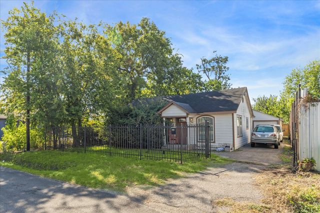 1222 E 28th Street, Houston, TX 77009