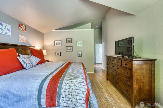 6870 Starboard Lane, Gig Harbor, WA 98335