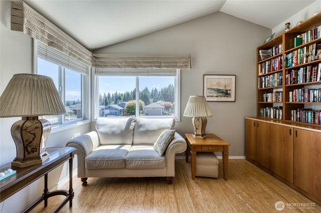 6870 Starboard Lane, Gig Harbor, WA 98335