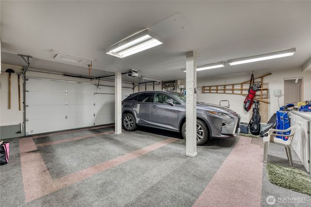 6870 Starboard Lane, Gig Harbor, WA 98335
