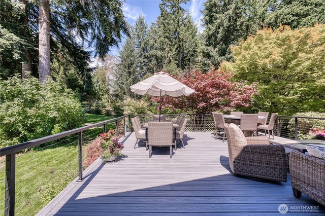 6870 Starboard Lane, Gig Harbor, WA 98335