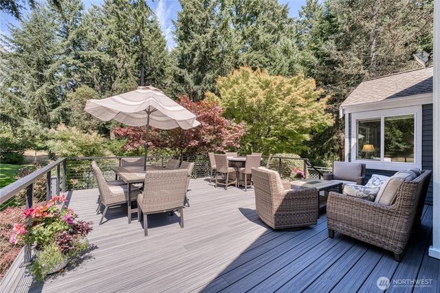 6870 Starboard Lane, Gig Harbor, WA 98335
