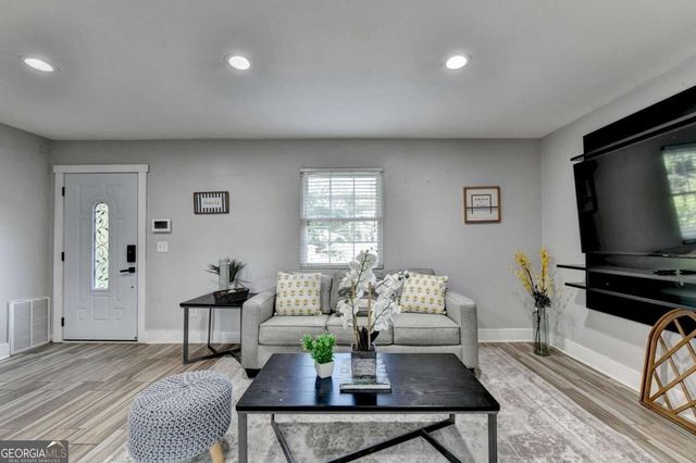 4391 Bryant Drive SW, Lilburn, GA 30047