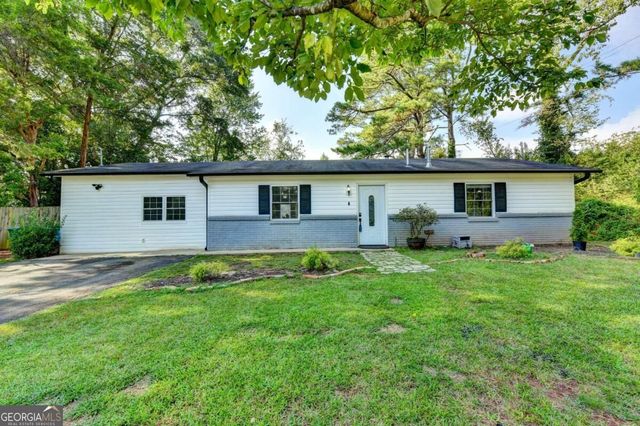 4391 Bryant Drive SW, Lilburn, GA 30047