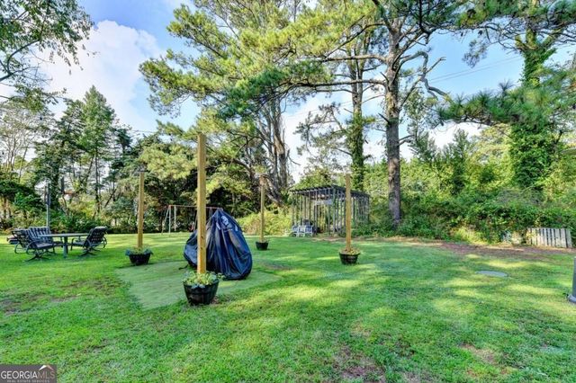 4391 Bryant Drive SW, Lilburn, GA 30047
