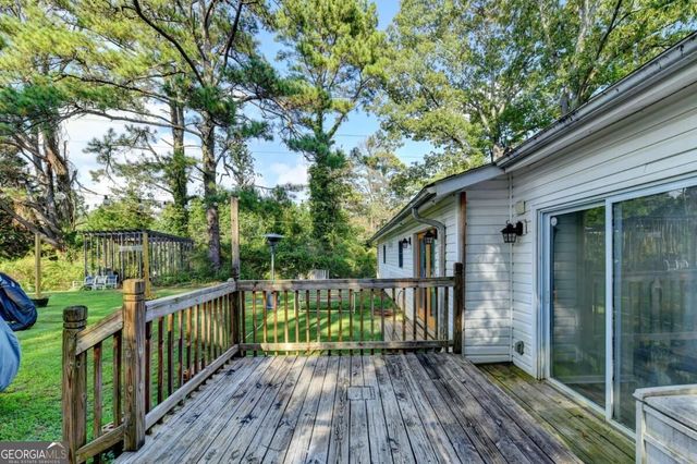 4391 Bryant Drive SW, Lilburn, GA 30047