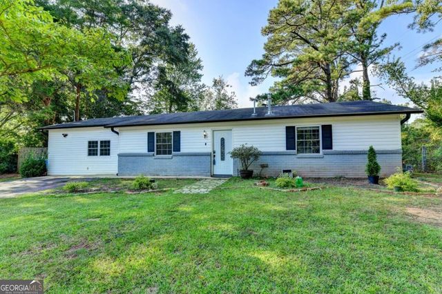 4391 Bryant Drive SW, Lilburn, GA 30047