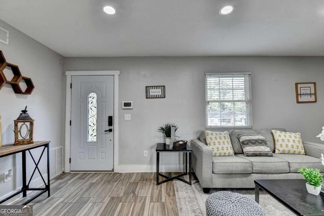 4391 Bryant Drive SW, Lilburn, GA 30047