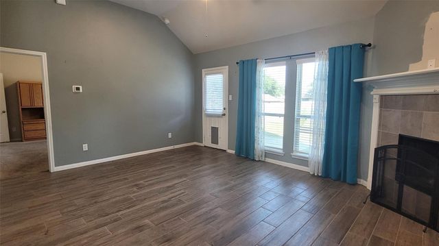 610 Lake View Drive, Montgomery, TX 77356