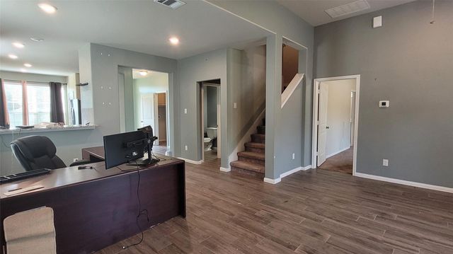 610 Lake View Drive, Montgomery, TX 77356