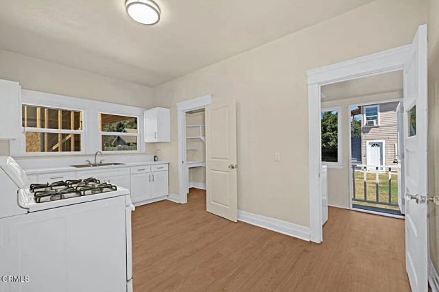 655 E 50th Street, Los Angeles, CA 90011