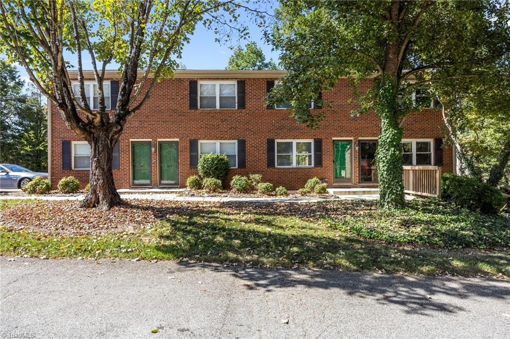 103 Briar Creek Manor, Lewisville, NC 27023