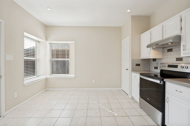 2155 Arbor Creek Drive, Carrollton, TX 75010