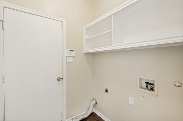 2155 Arbor Creek Drive, Carrollton, TX 75010