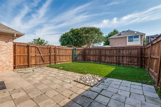 2155 Arbor Creek Drive, Carrollton, TX 75010