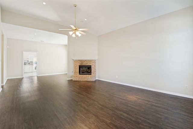 2155 Arbor Creek Drive, Carrollton, TX 75010