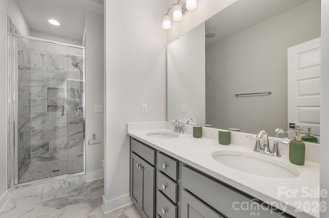 235 S Bruns Avenue, Charlotte, NC 28208