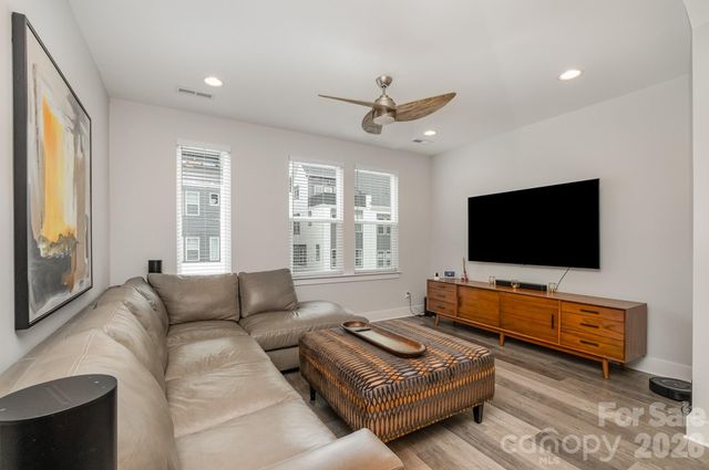 235 S Bruns Avenue, Charlotte, NC 28208