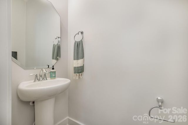 235 S Bruns Avenue, Charlotte, NC 28208