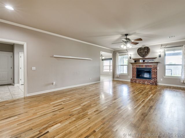 12318 E 69th Street North, Owasso, OK 74055