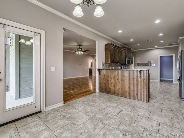 12318 E 69th Street North, Owasso, OK 74055