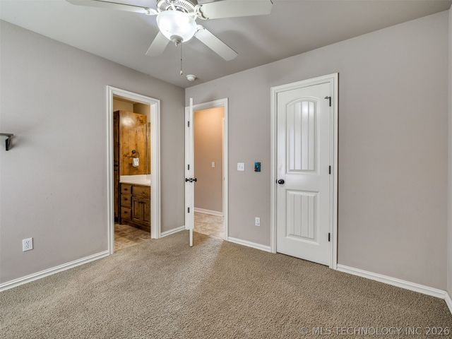 12318 E 69th Street North, Owasso, OK 74055