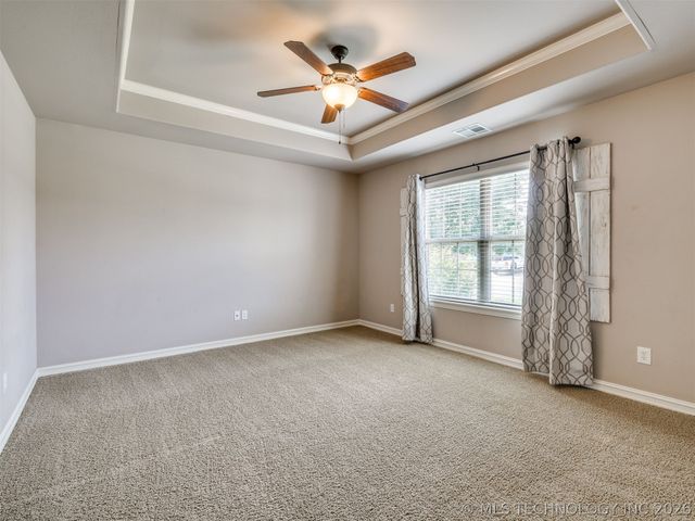 12318 E 69th Street North, Owasso, OK 74055