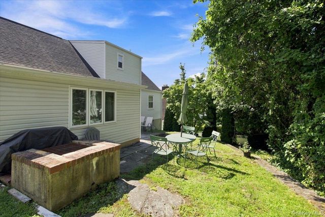 24 Avondale Road, Harrison, NY 10528